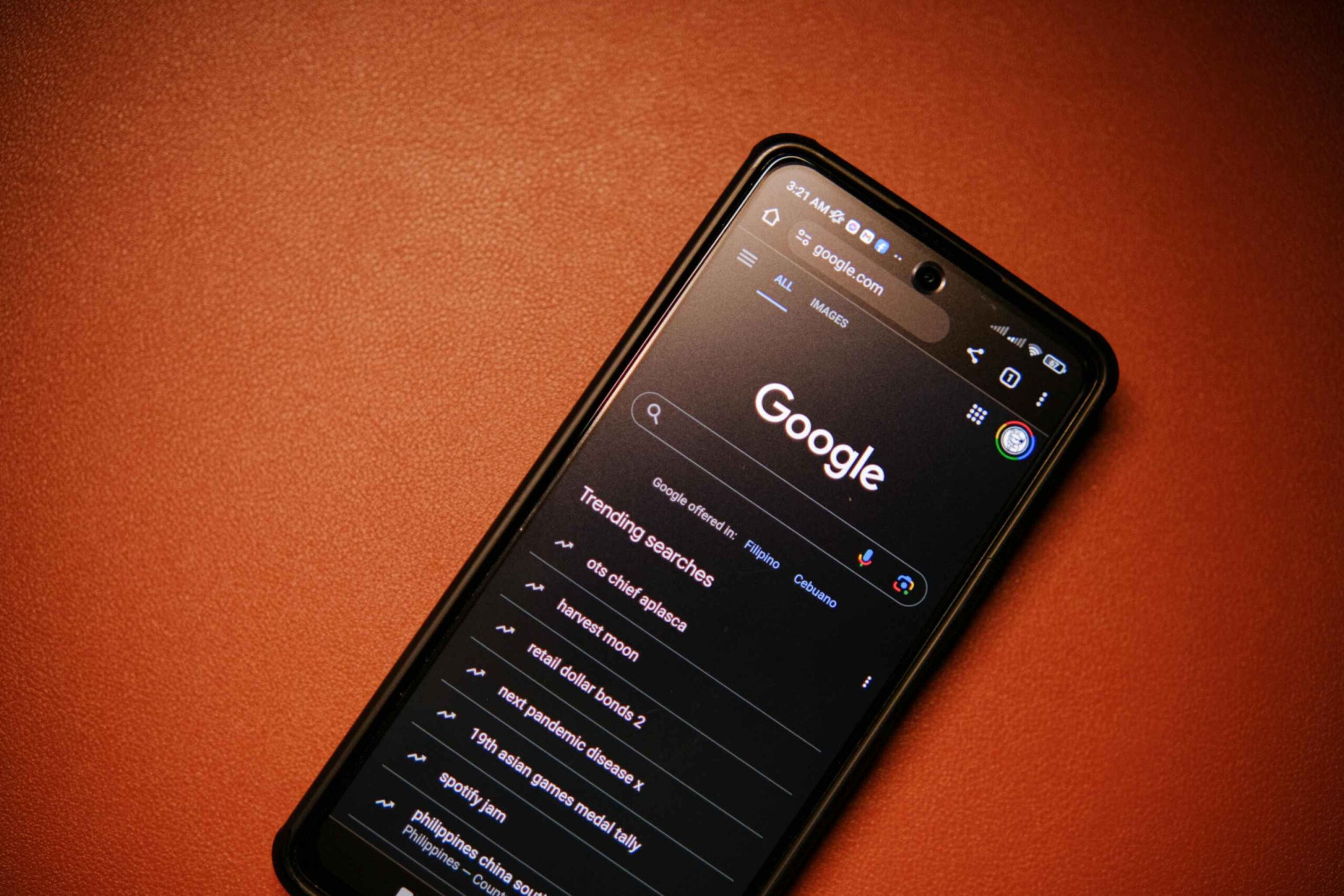Android Phone with dark mode